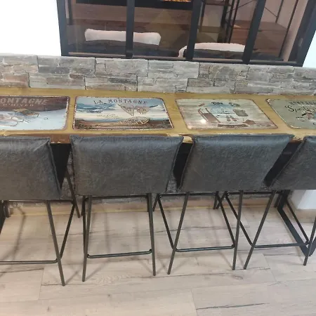 Maisonnette Cosy * La Llagonne